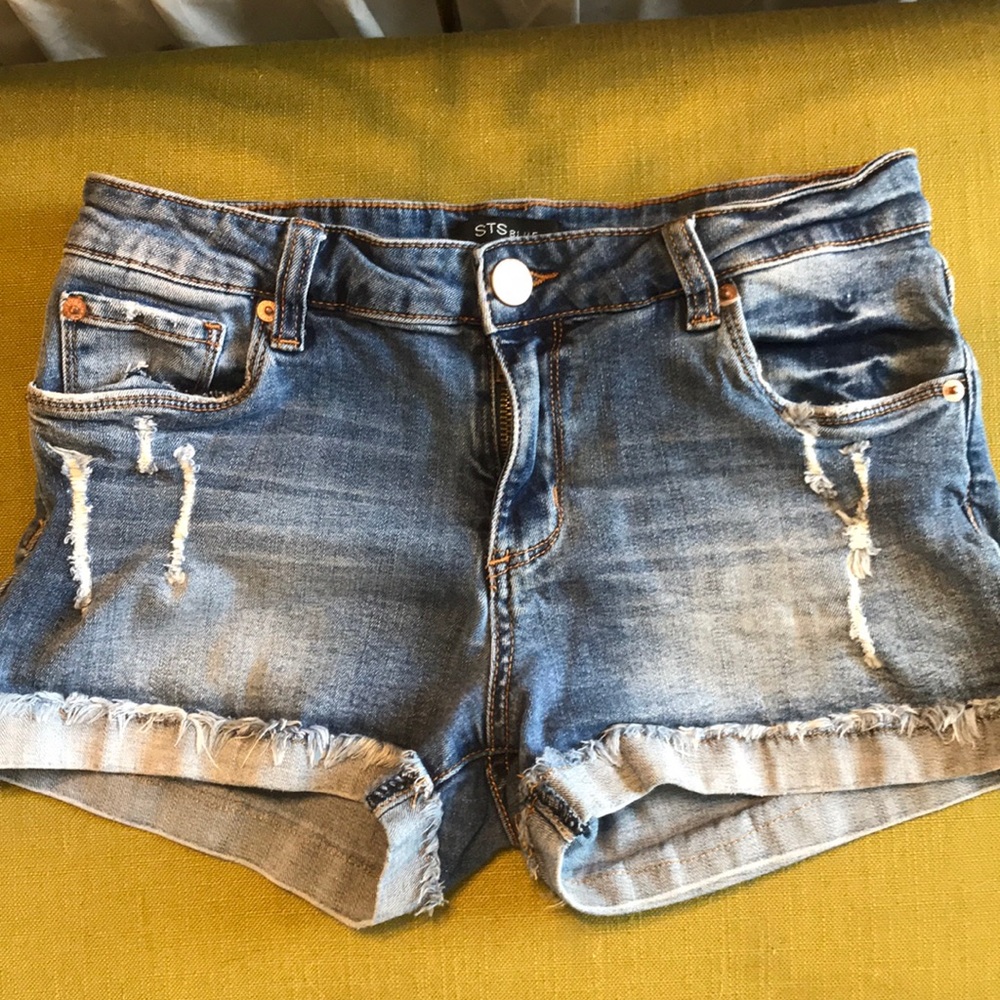 Mid rise Denim Shorts